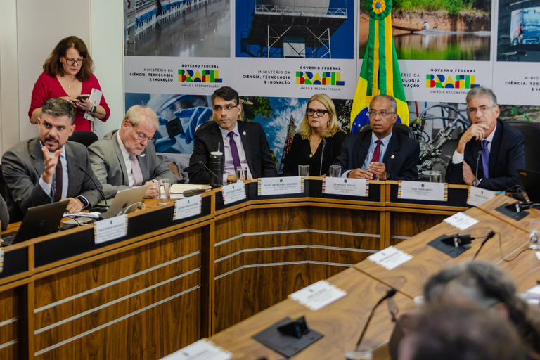 9e1eb737-15c6-455f-b0bd-1f5b92b40807