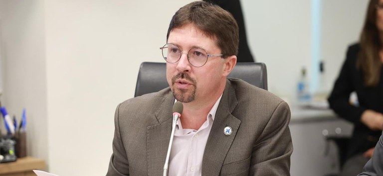 4b3238ca-d4ef-47f7-9680-1e6cd4f8532c