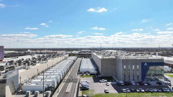 Chicago-ORD-02-Data-Center-HiRes-13-min-696×392