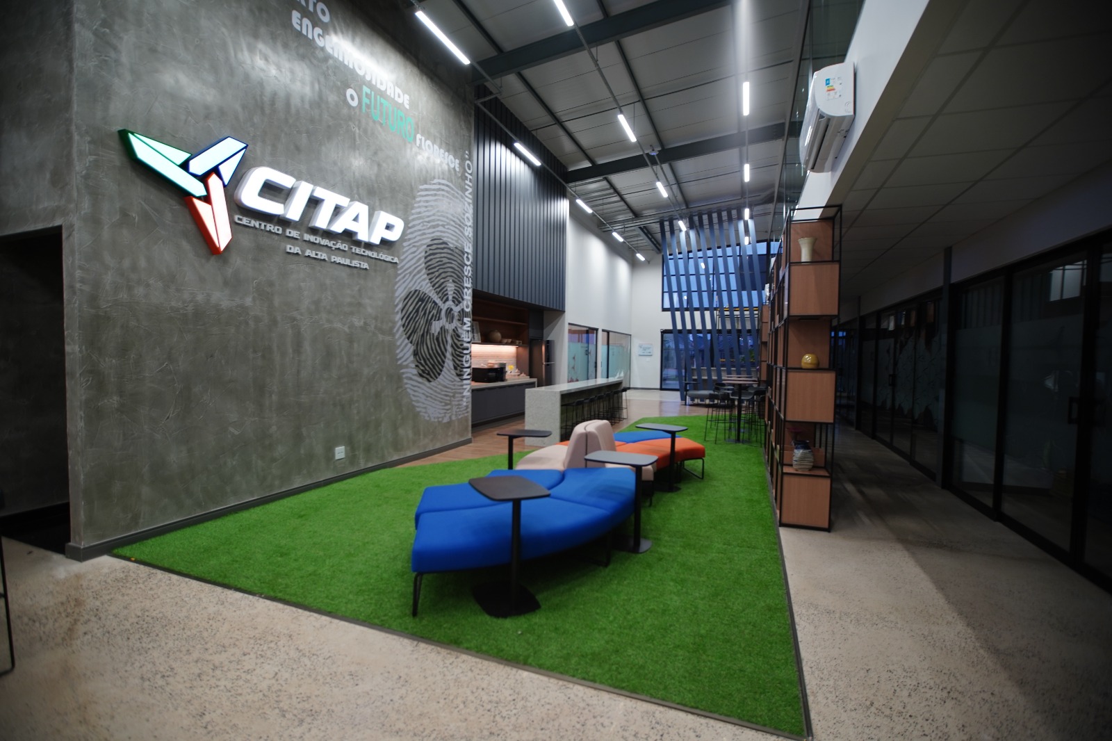 WhatsApp+Image+2025-10-15+at+15.14.24