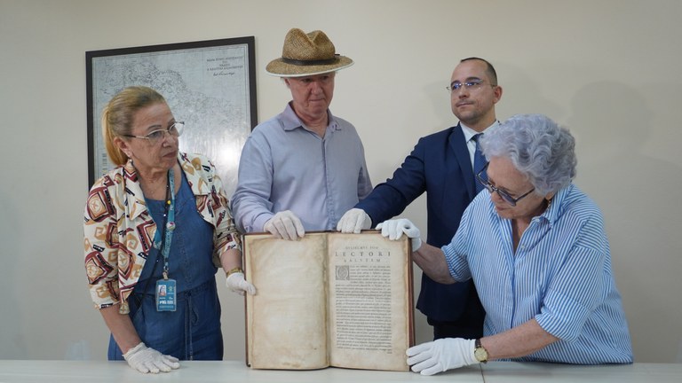 e554037e-8b20-46b2-91b6-f12ca794e39a