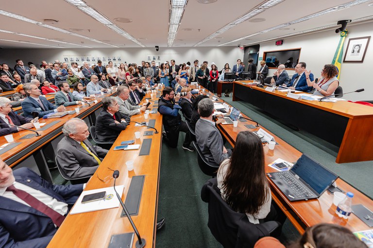 ec4a4657-2600-483e-9146-9330ef1dcc89