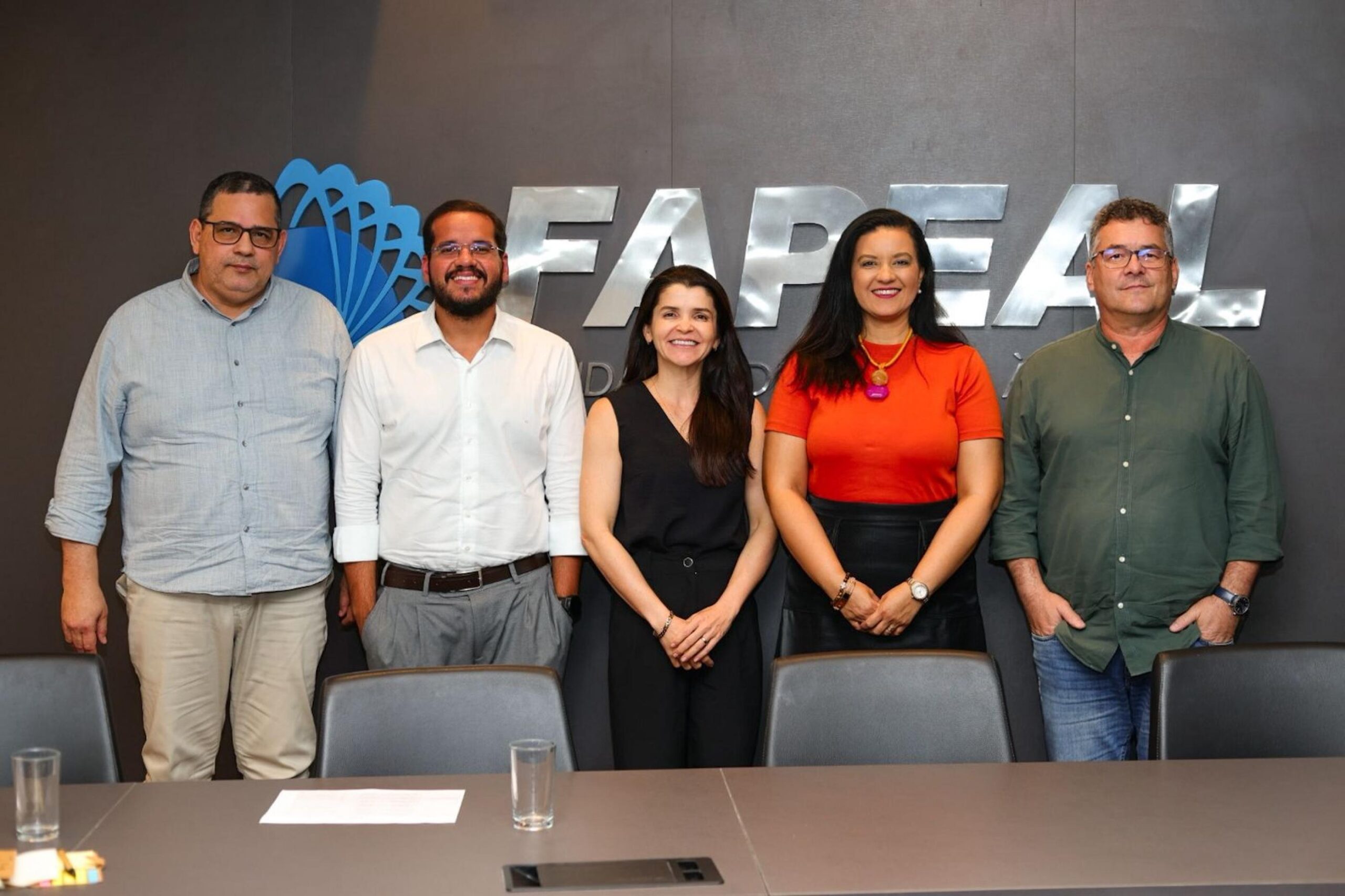 secretaria-visita-fapeal-e-garante-novos-projetos-para-o-setor-de-tecnologia-e-informacao (1)