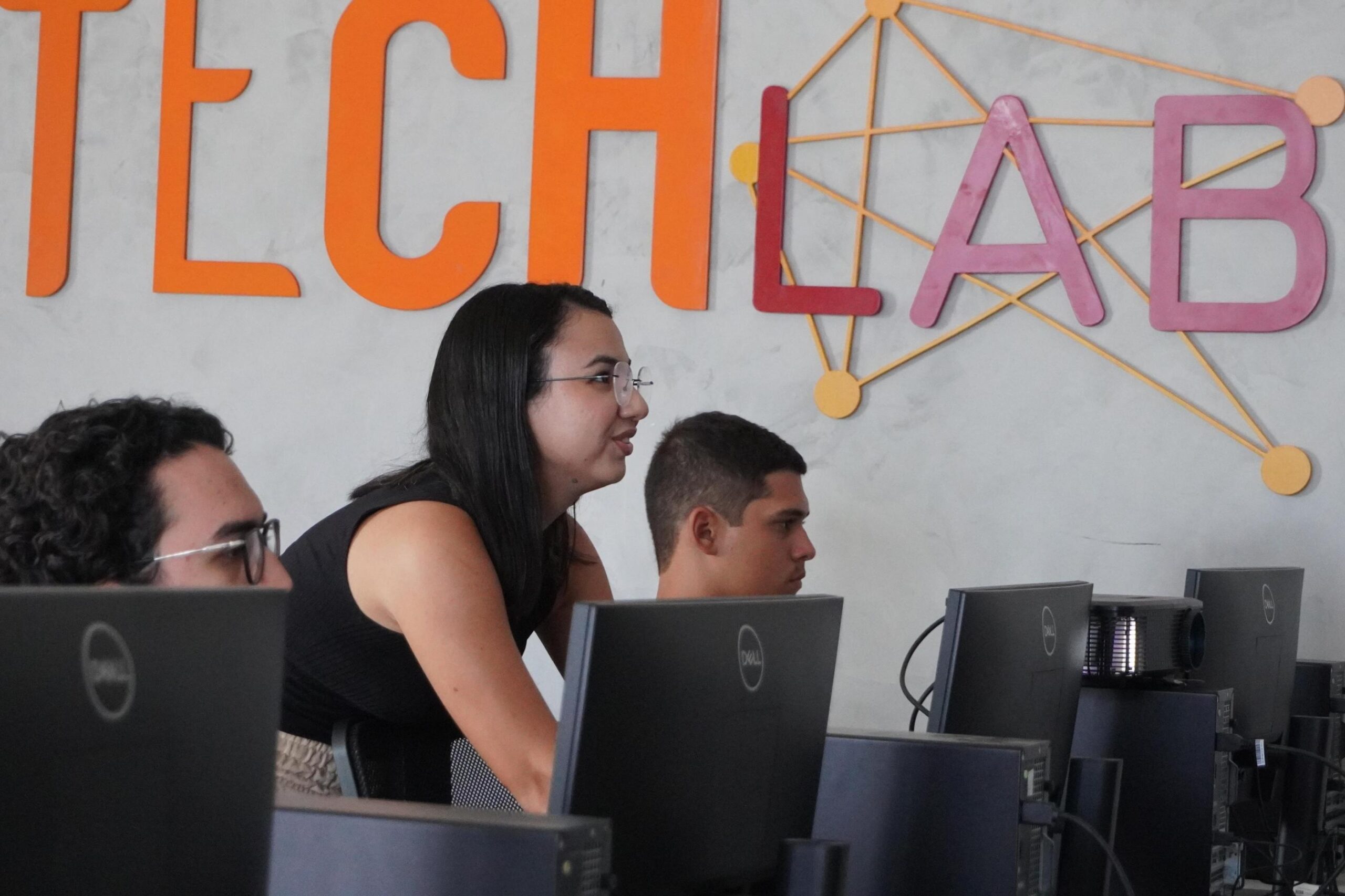 secti-promove-capacitacoes-do-oxetech-itinerante-em-municipios-durante-o-governo-trabalhando