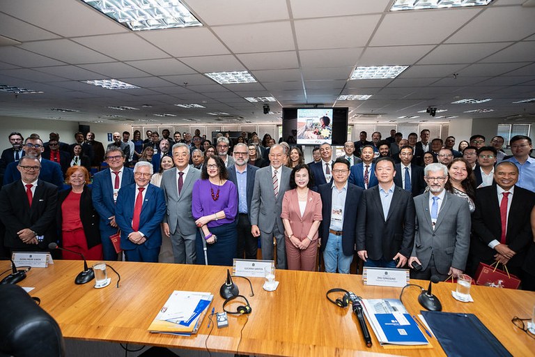 30bc3a9f-cf9f-4d48-a88f-aa989286abe9