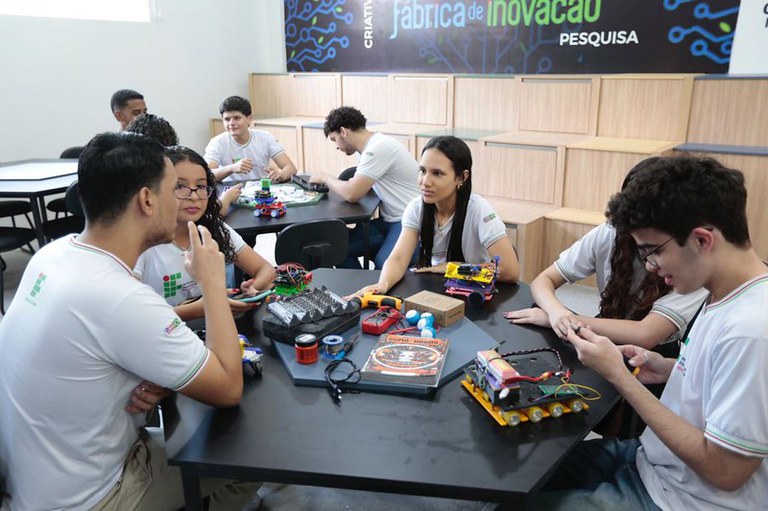 ee58246f-e611-48e9-bc19-bef1263de897