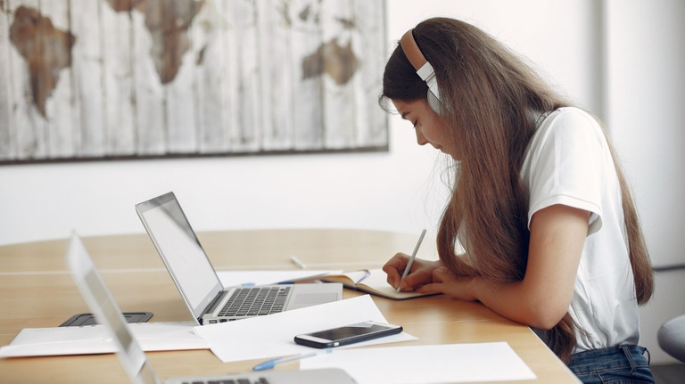 dc336ffd-572d-432f-a636-99694cfc57a4